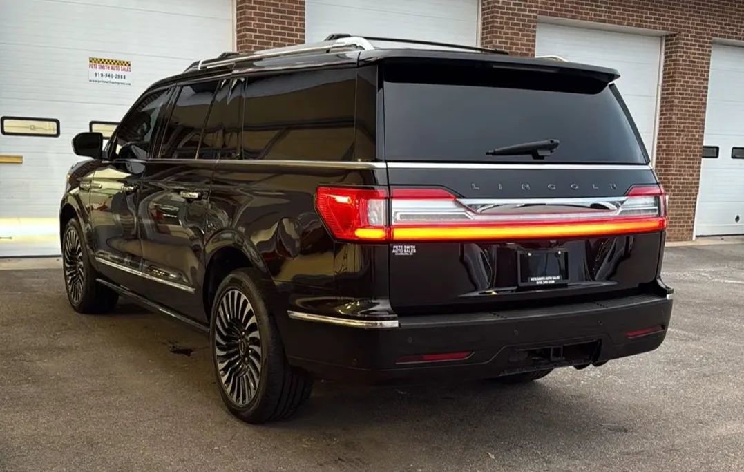 Used 2019 Lincoln Navigator L Black Label w/ Cargo Package image 7