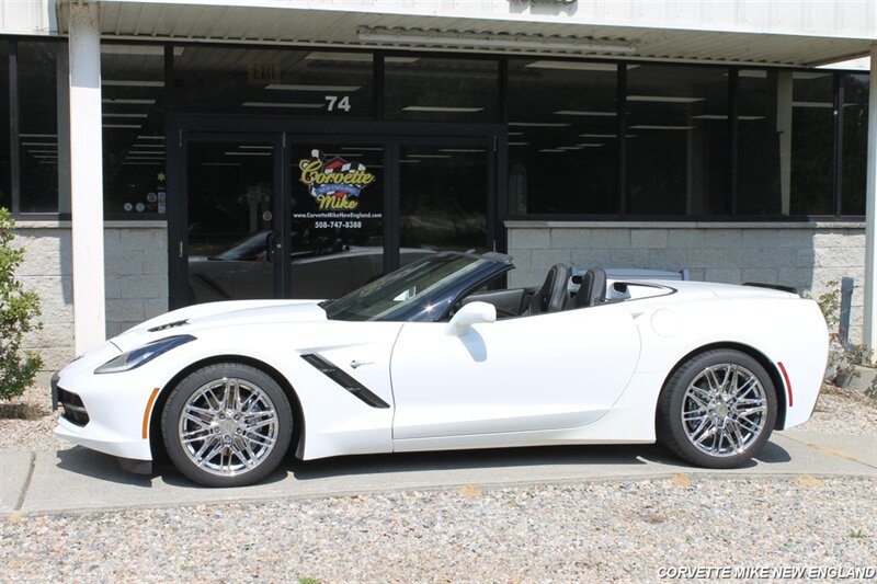 Used 2015 Chevrolet Corvette Stingray Convertible w/ 3LT Preferred Equipment Group RWD image 4