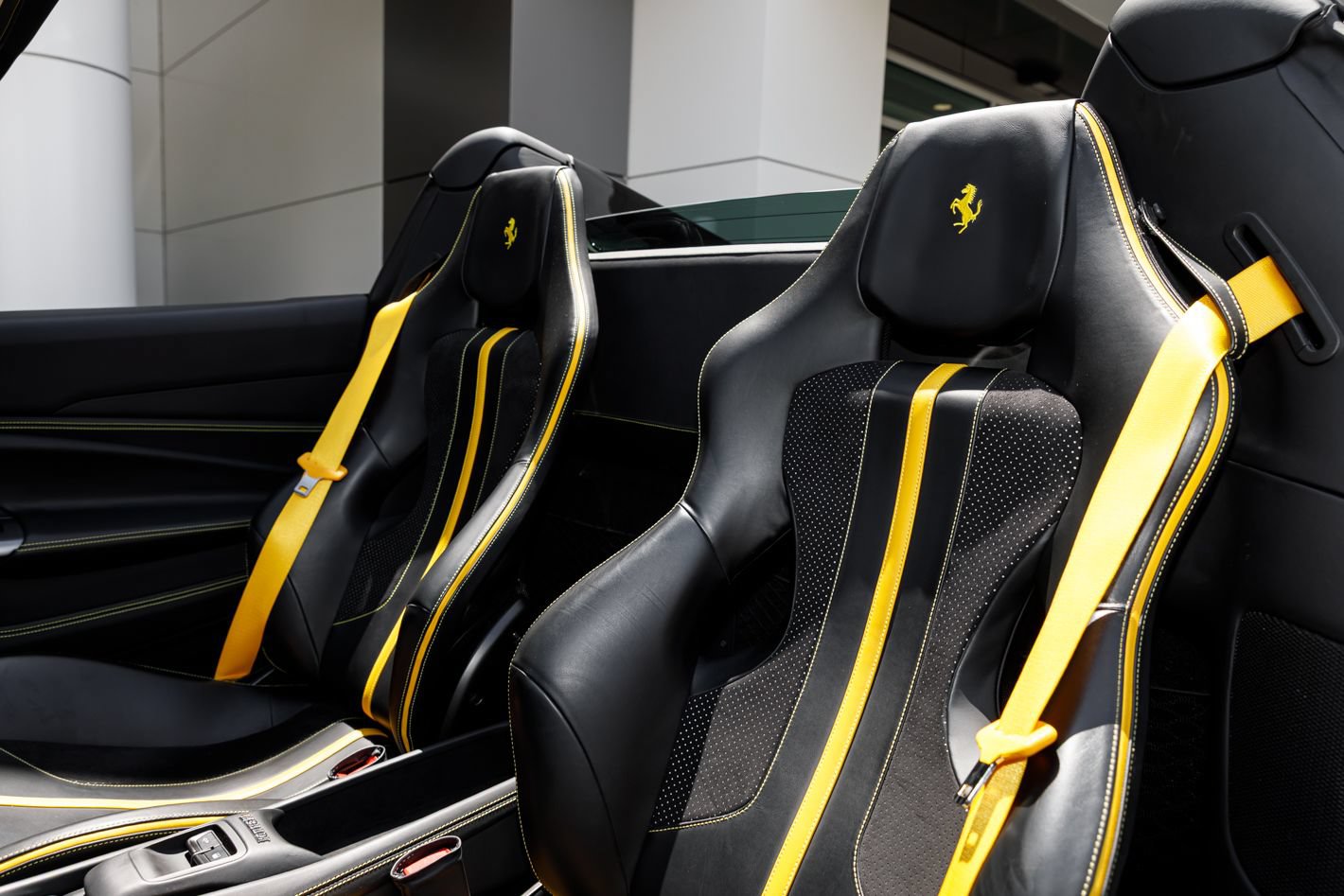 Used 2022 Ferrari F8 Tributo RWD image 53
