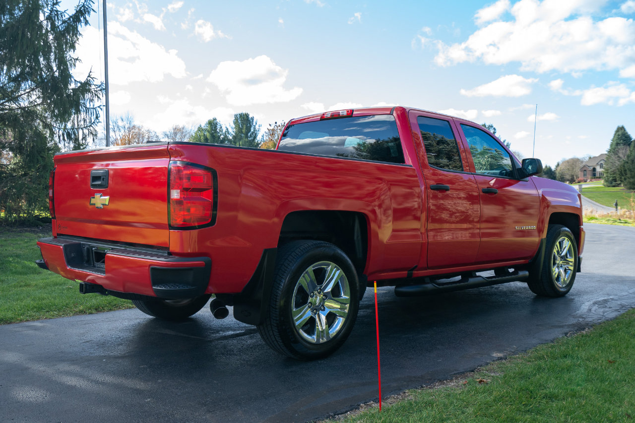 Used 2018 Chevrolet Silverado 1500 Custom image 5
