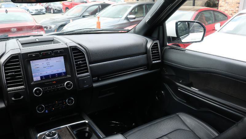 Used 2020 Ford Expedition Limited RWD image 21