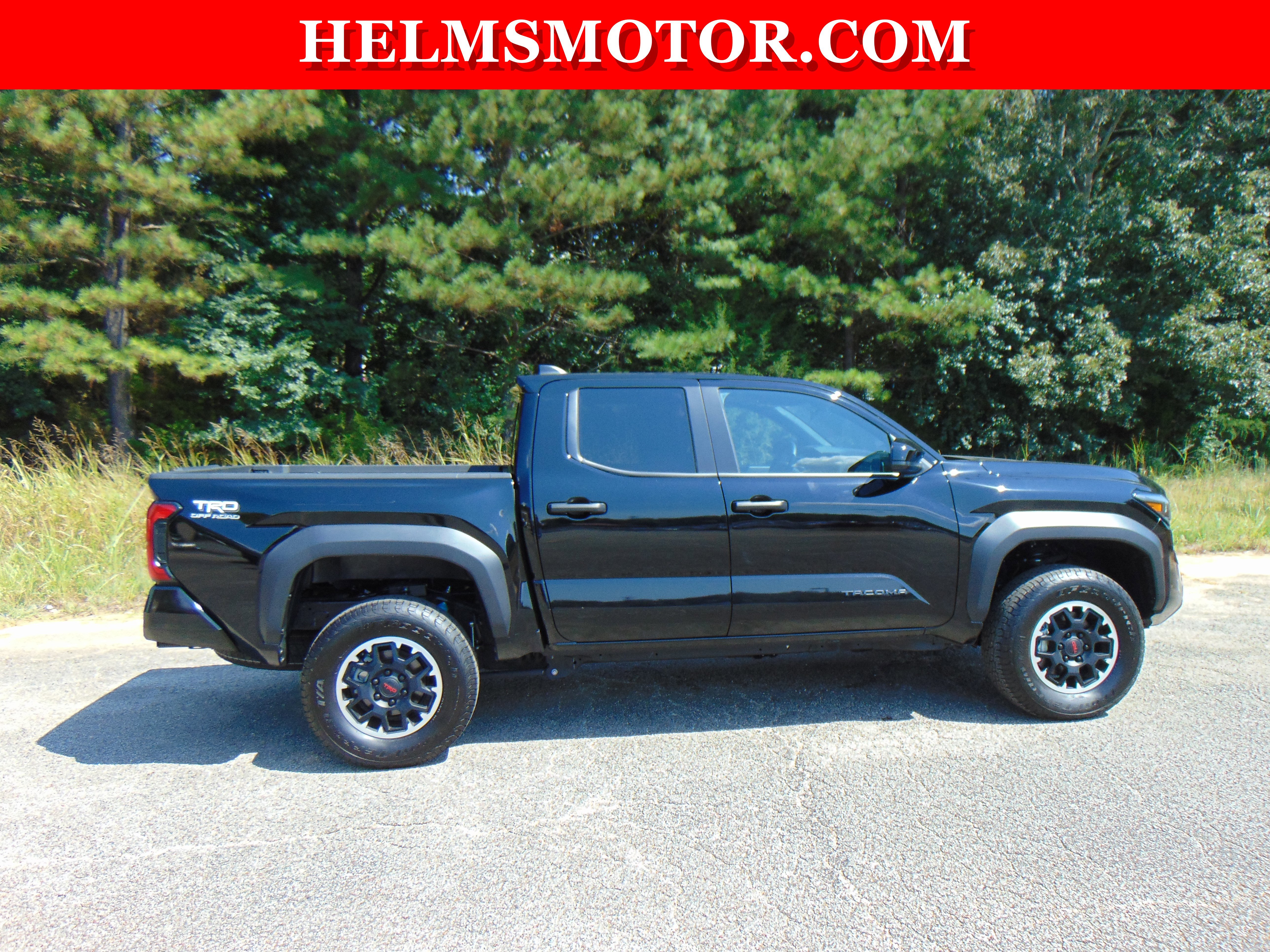Used 2024 Toyota Tacoma TRD Off-Road image 12