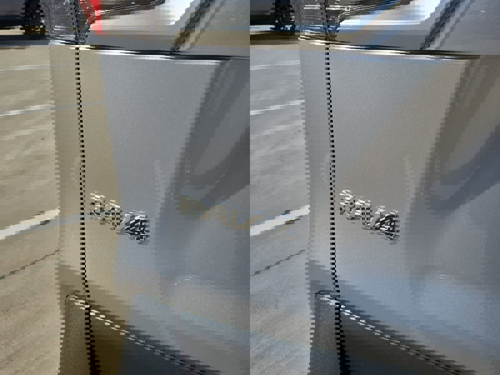 Used 2019 Toyota RAV4 Limited w/ Cold Weather Package image 12