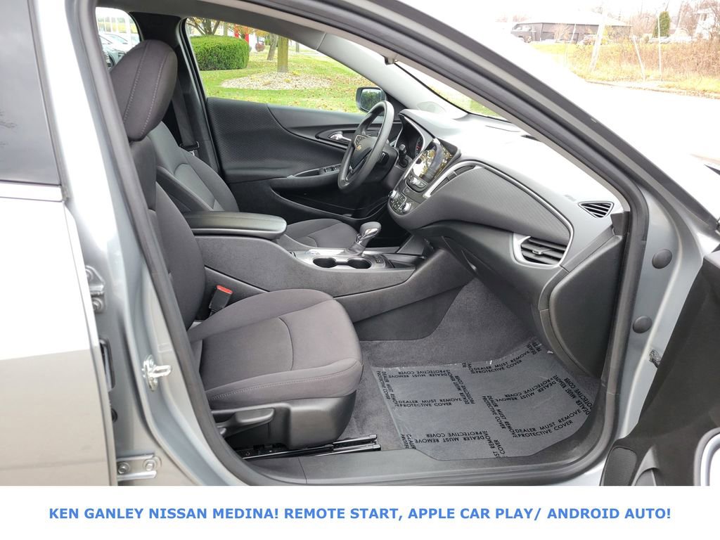 Used 2024 Chevrolet Malibu LT image 50