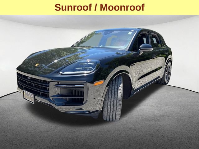Used 2024 Porsche Cayenne Turbo AWD/4WD image 5