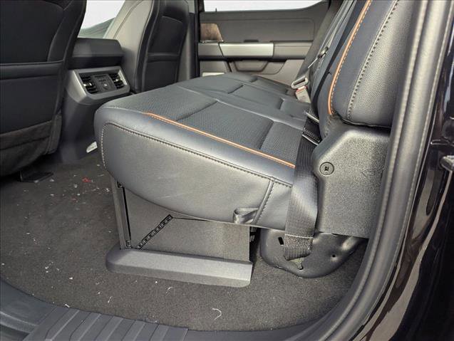 New 2026 Ford F250 Lariat w/ Black Appearance Package image 13