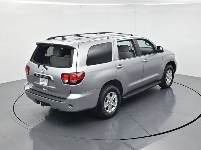 Used 2022 Toyota Sequoia SR5 AWD/4WD image 45