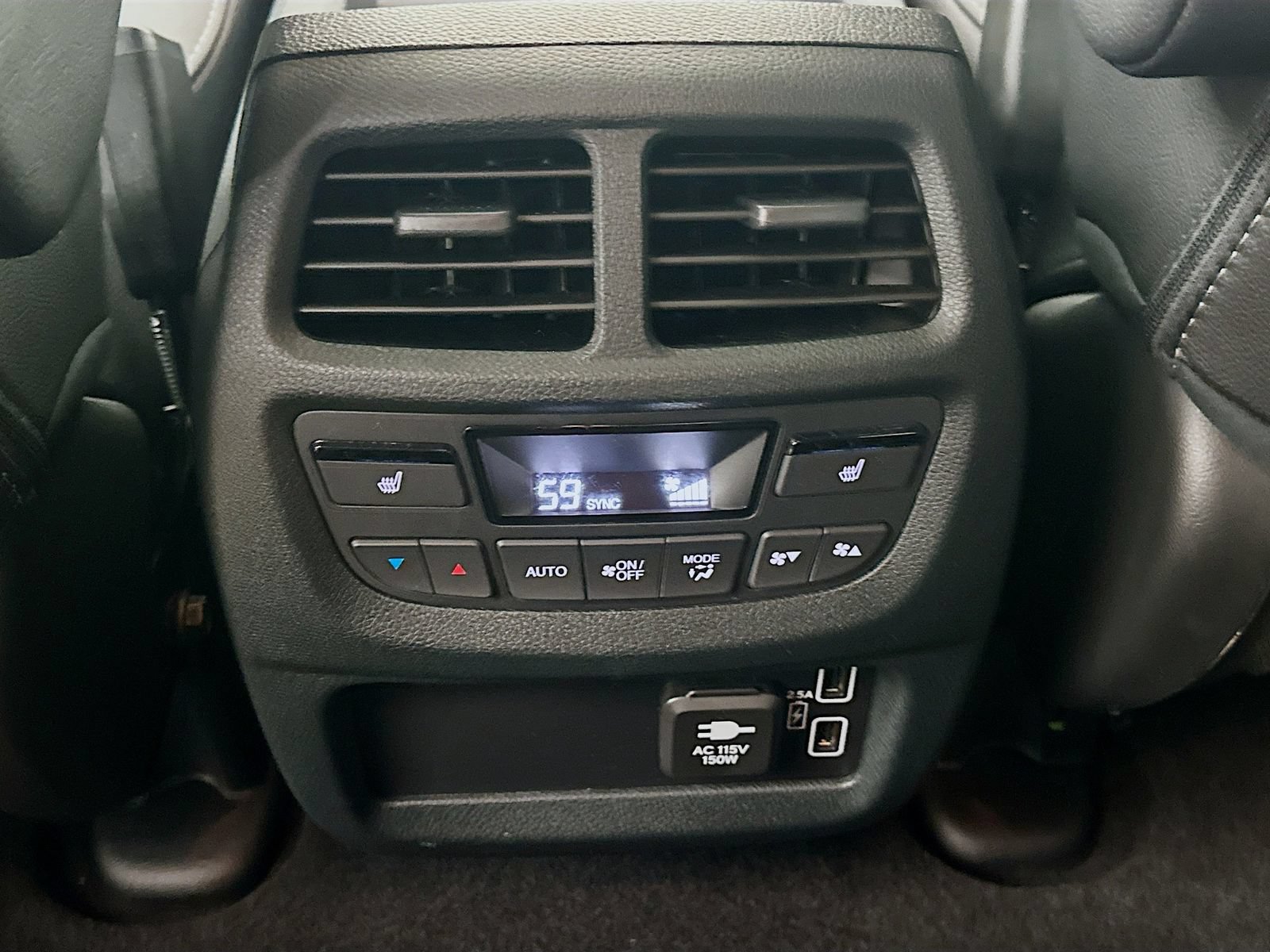 Used 2023 Honda Passport Elite image 38