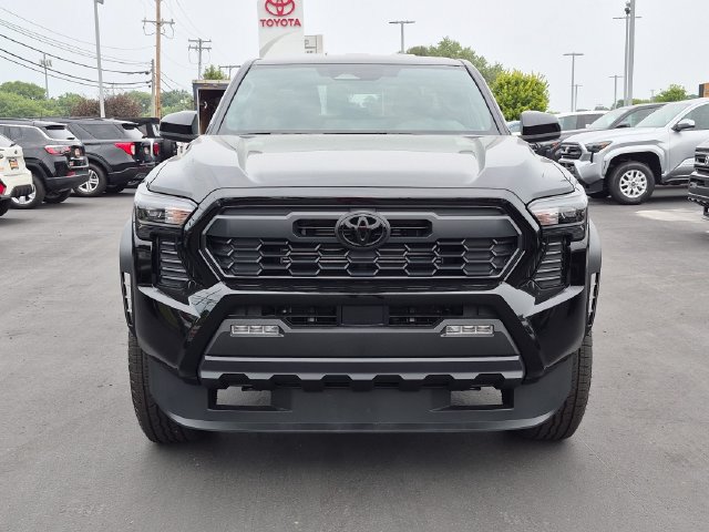 New 2026 Toyota Tacoma TRD Off-Road AWD/4WD image 8