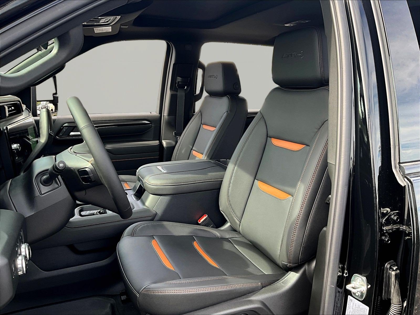 New 2026 GMC Sierra 2500 AT4 w/ AT4 Premium Plus Package AWD/4WD image 17