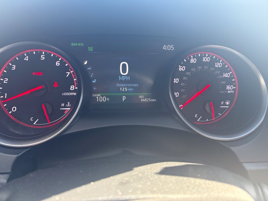 Used 2023 Toyota Camry XSE FWD image 2