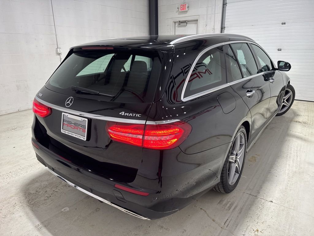 Used 2017 Mercedes-Benz E 400 4MATIC Wagon w/ Premium 1 Package image 4
