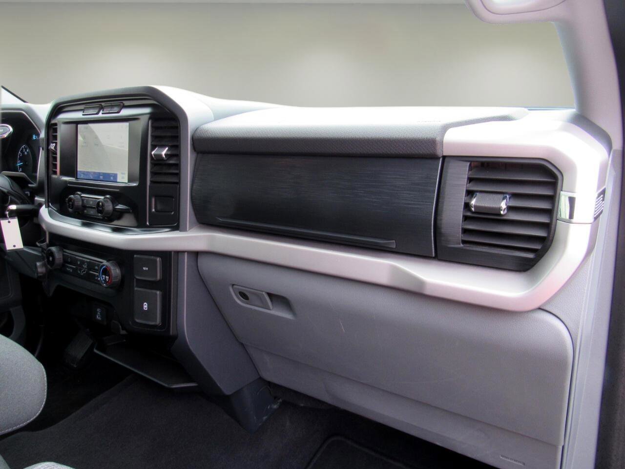 Used 2023 Ford F150 XLT AWD/4WD image 32