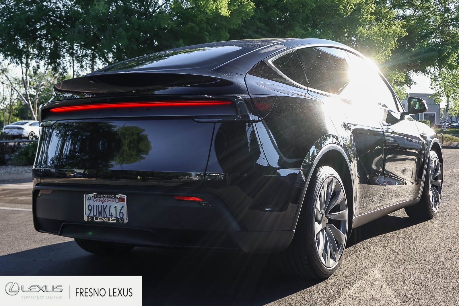 Used 2026 Tesla Model Y 2WD image 5