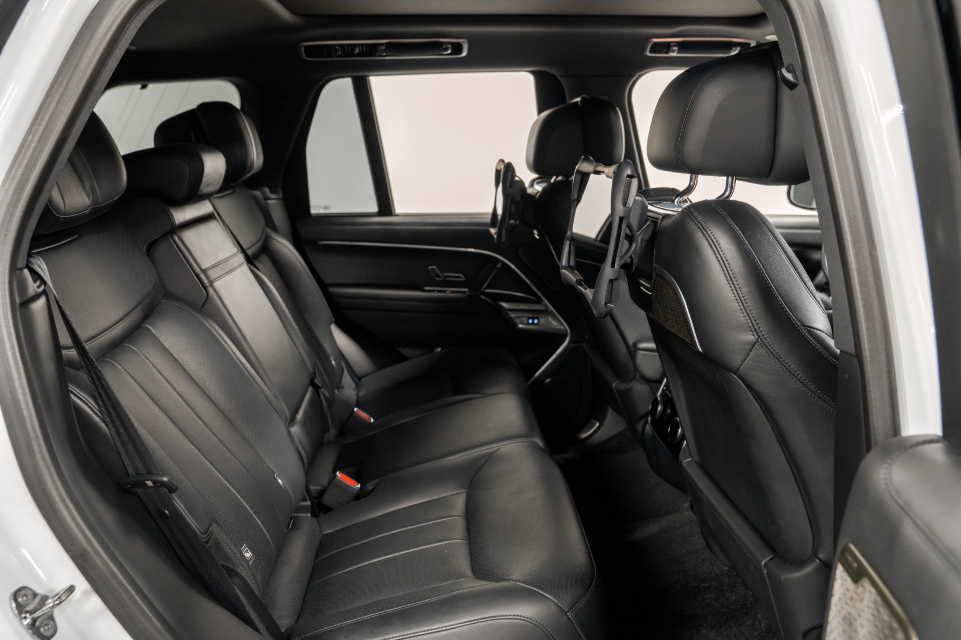 Used 2024 Land Rover Range Rover Autobiography AWD/4WD image 29