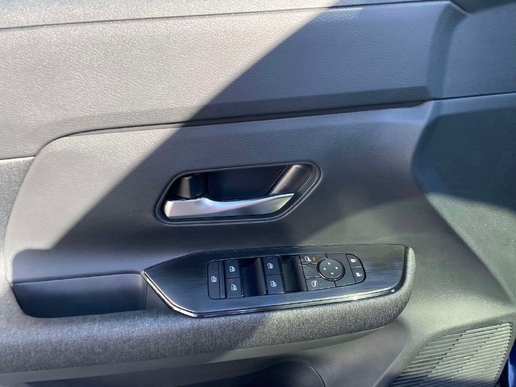 New 2027 Nissan Kicks SV AWD/4WD image 19