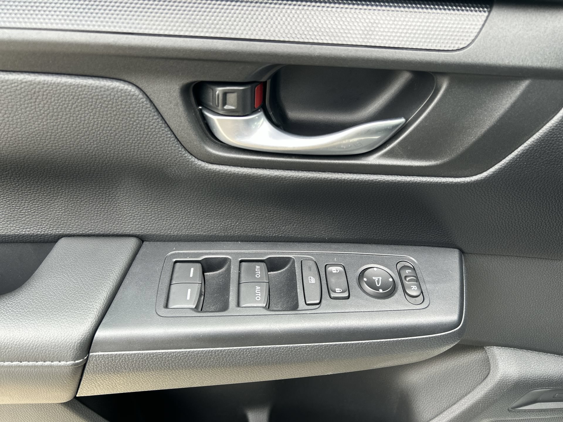 Certified 2023 Honda CR-V EX image 15