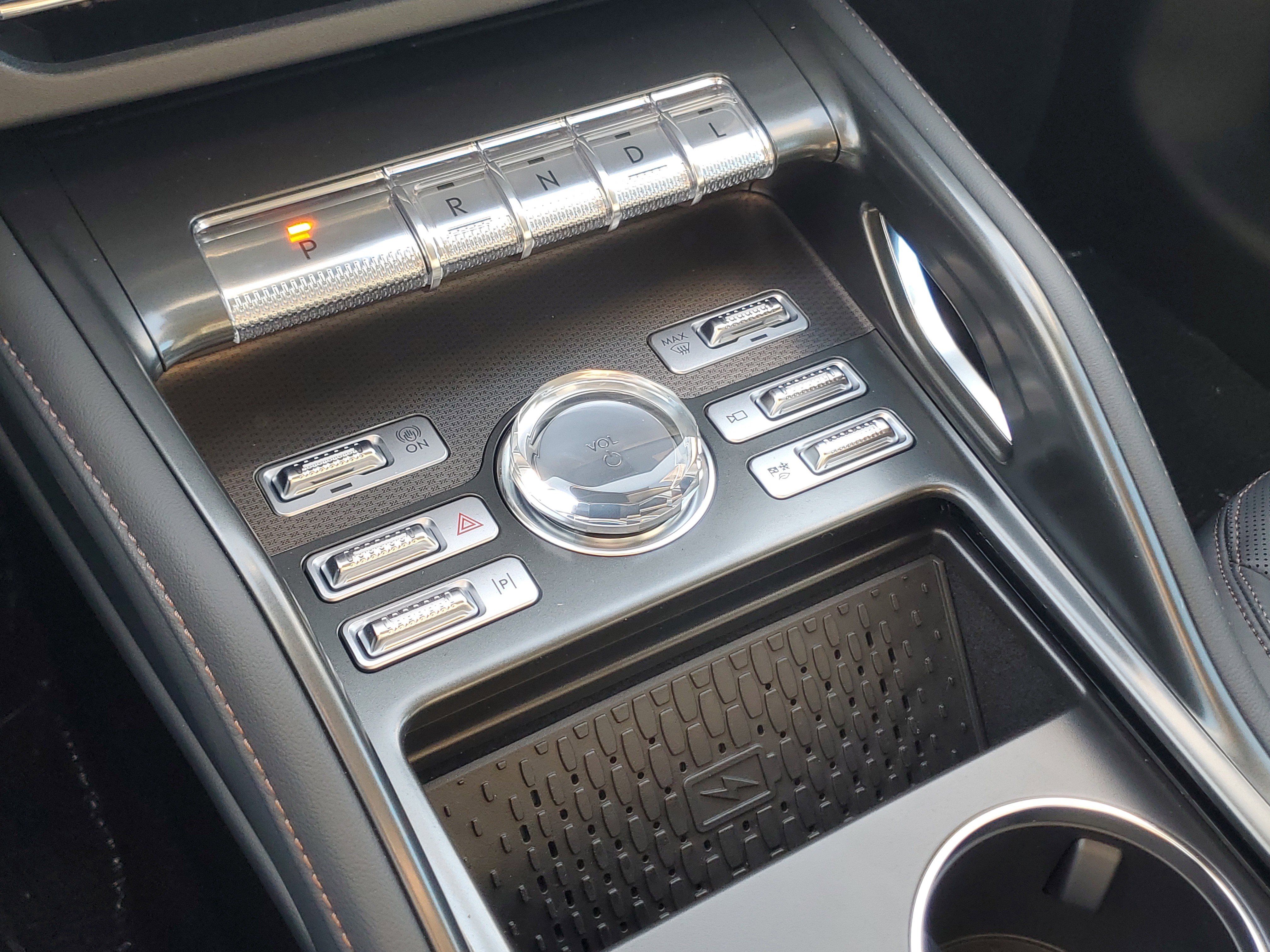 New 2026 Lincoln Nautilus Premier w/ Equipment Group 102A image 25