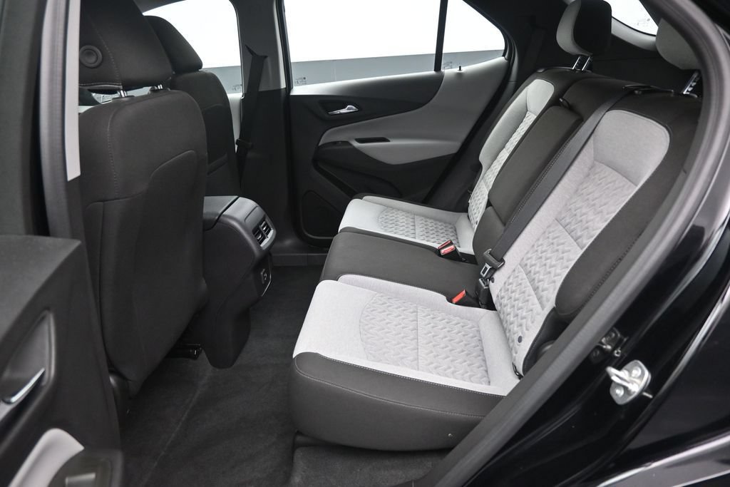 Used 2024 Chevrolet Equinox LS FWD image 14