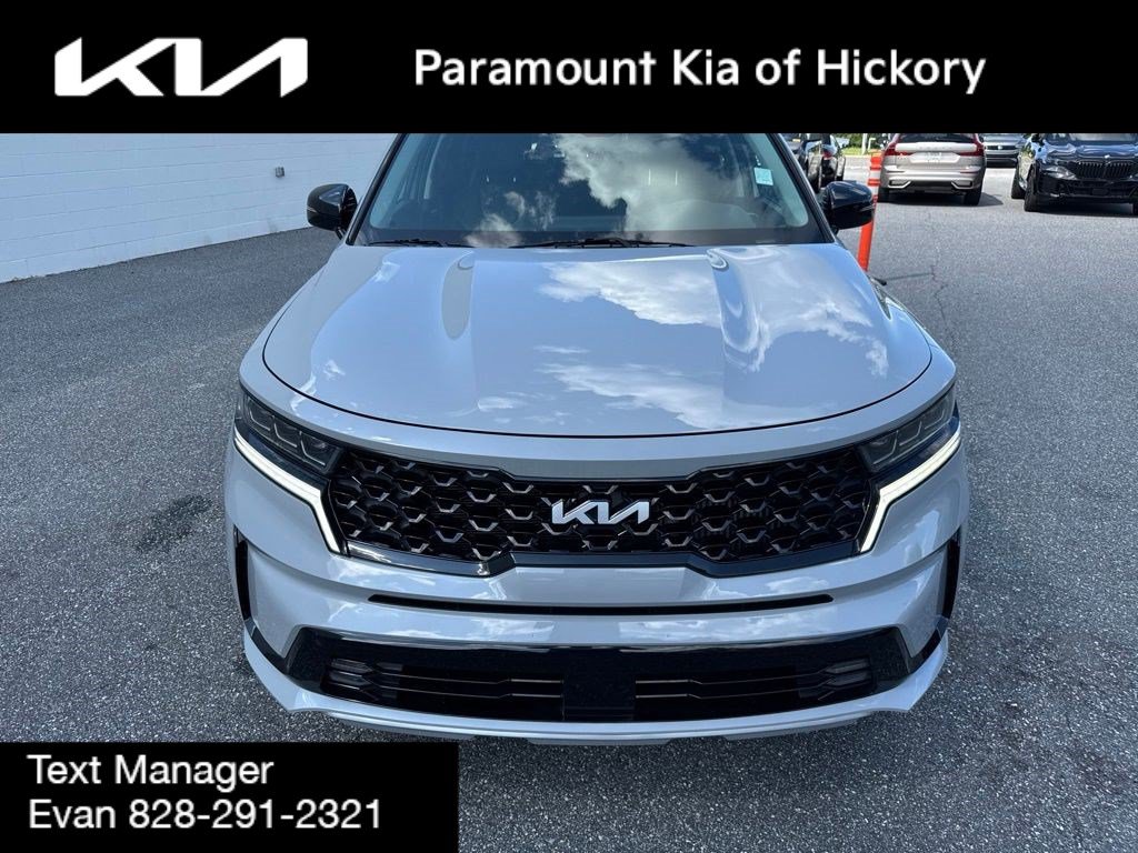 Used 2022 Kia Sorento SX AWD/4WD image 2