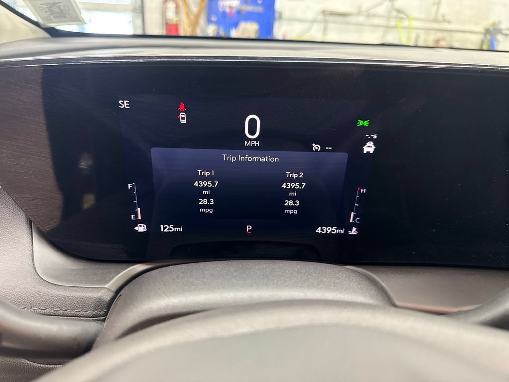 New 2025 Buick Encore GX Preferred AWD/4WD image 22