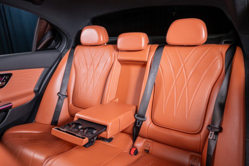 New 2025 Mercedes-Benz C 36 AMG S image 28