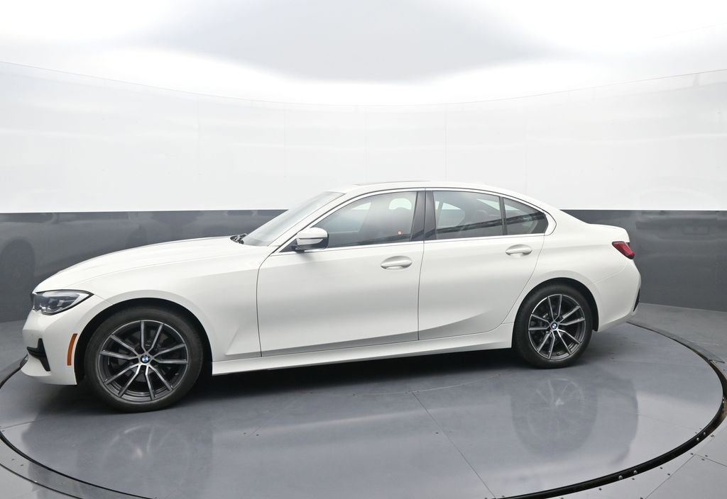 Used 2021 BMW 330i xDrive Sedan w/ Convenience Package image 4