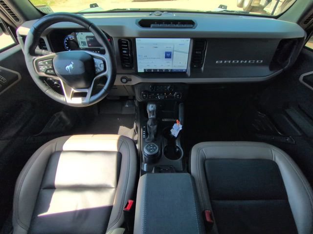 Certified 2024 Ford Bronco Wildtrak AWD/4WD image 17