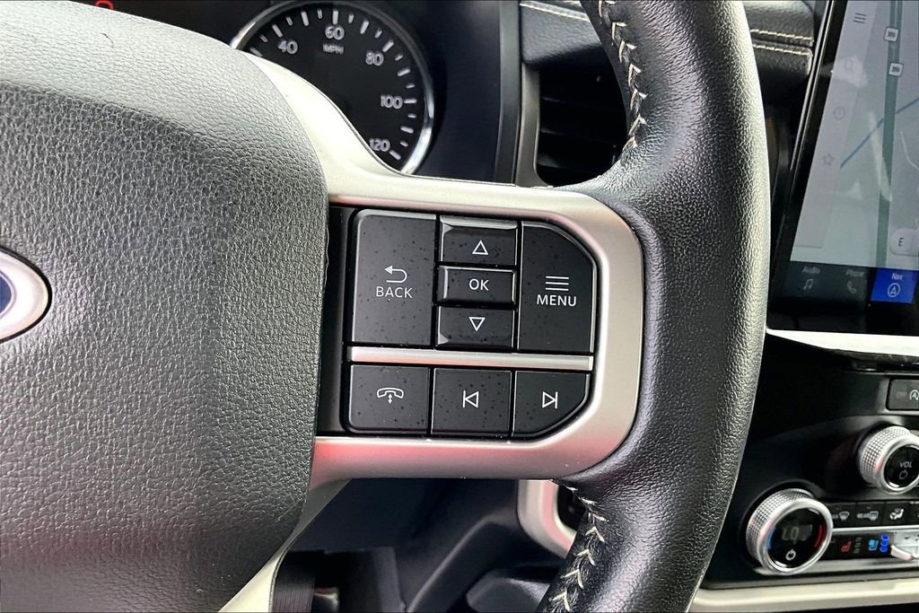 Used 2024 Ford Expedition XLT image 14