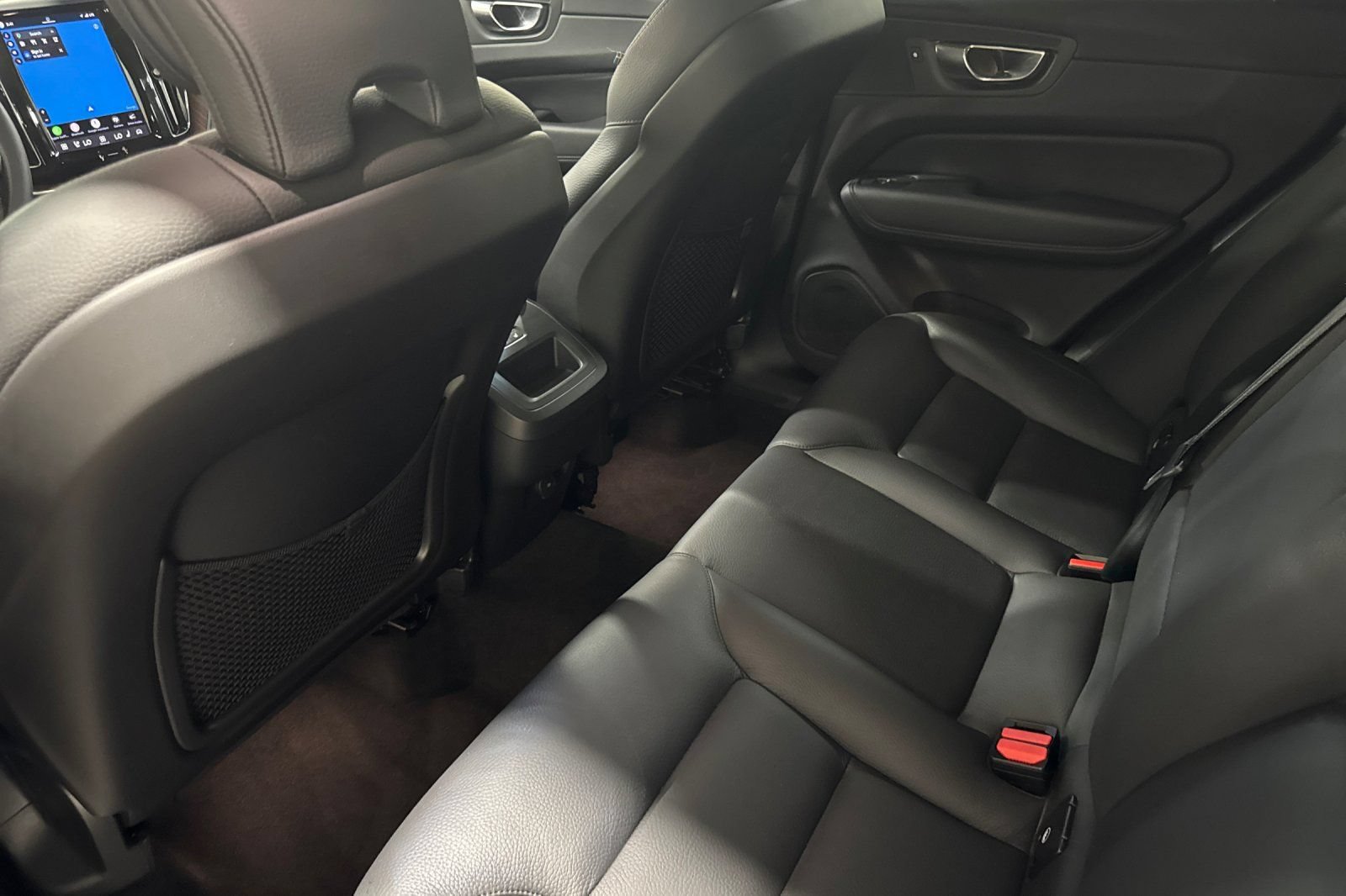 Used 2023 Volvo XC60 B5 Plus w/ Climate Package AWD/4WD image 5