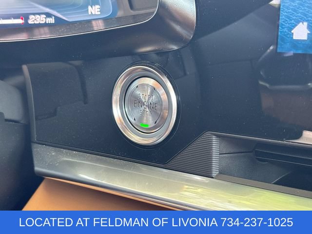 Used 2024 Chevrolet Corvette Stingray Premium Conv w/ Z51 Performance Package RWD image 16