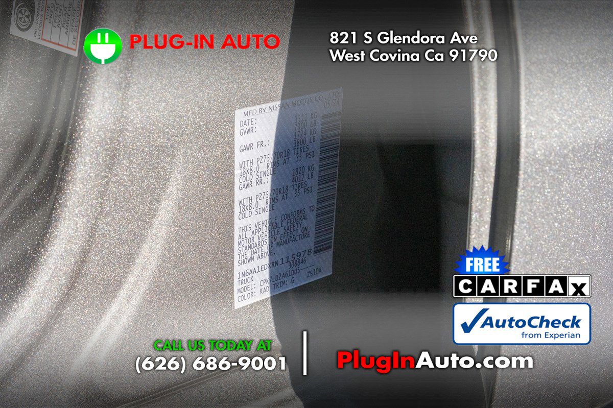 Used 2024 Nissan Titan PRO-4X w/ Off Road Protection Package image 10