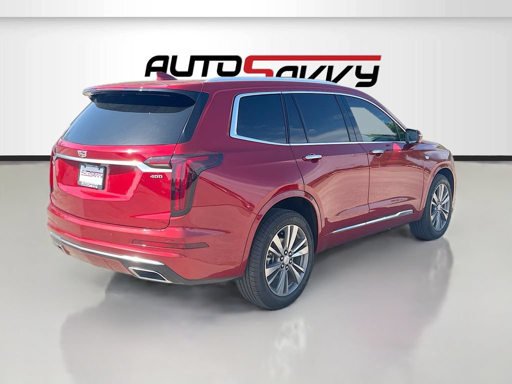 Used 2025 Cadillac XT6 Premium Luxury FWD image 7
