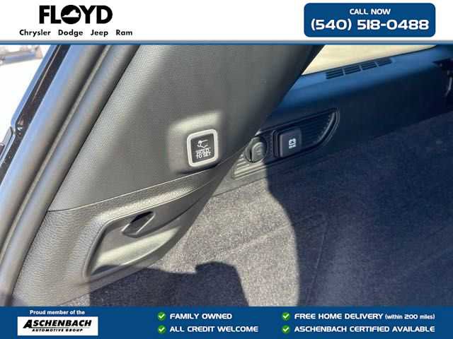 New 2024 Jeep Grand Cherokee Trailhawk w/ Advanced Protech Group II image 27