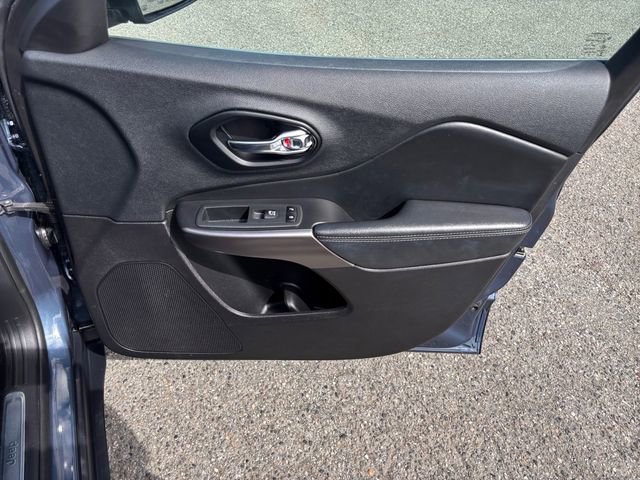 Used 2021 Jeep Cherokee Limited w/ Elite Package image 17