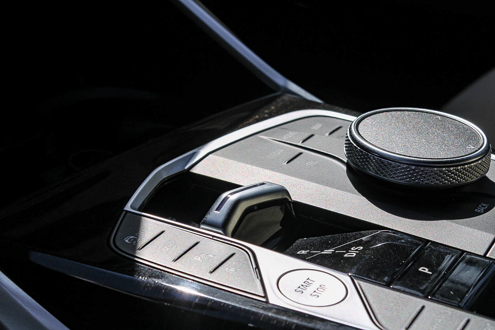 Used 2024 BMW 330e image 22