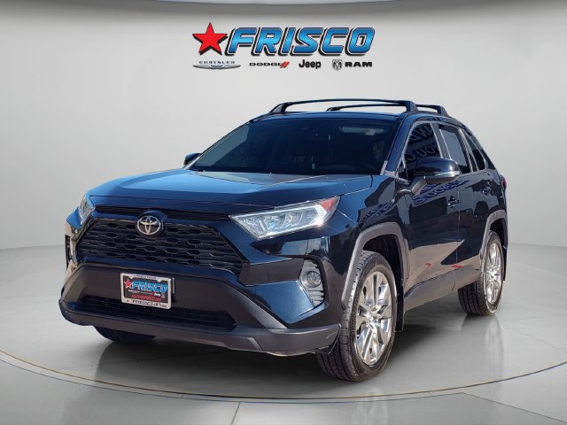Used 2019 Toyota RAV4 XLE Premium FWD image 7