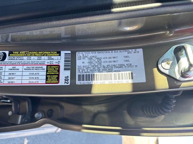 Used 2024 Toyota Tacoma TRD Off-Road image 10