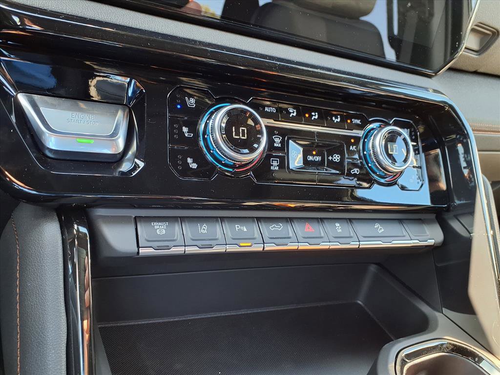 New 2026 GMC Sierra 2500 AT4 w/ AT4 Premium Plus Package image 6