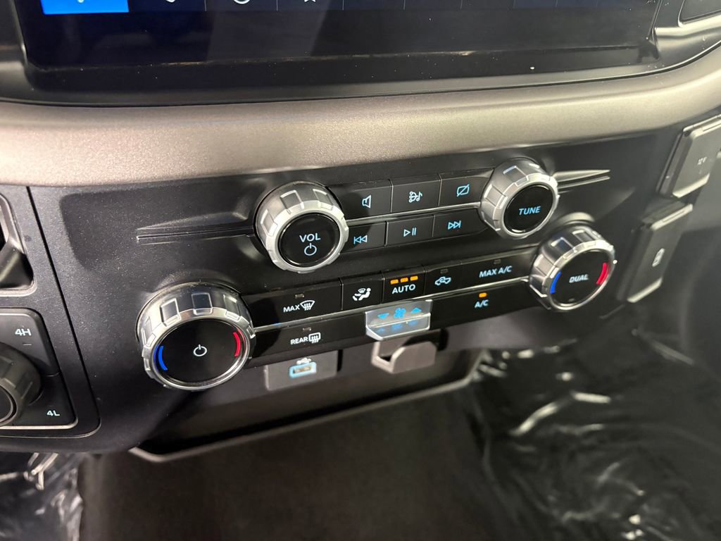 Certified 2024 Ford F150 XLT AWD/4WD image 19