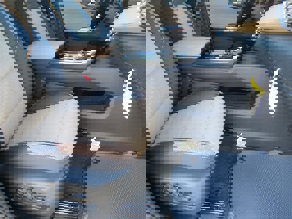 New 2026 Chevrolet Equinox ACTIV w/ Convenience Package III image 11