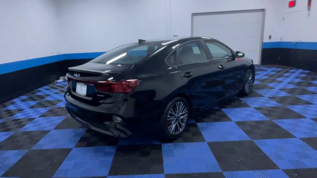 Used 2023 Kia Forte GT-Line w/ GT-Line Premium Package FWD image 8