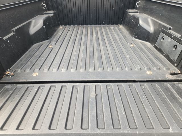 Used 2022 Toyota Tacoma SR5 w/ Technology Package image 22