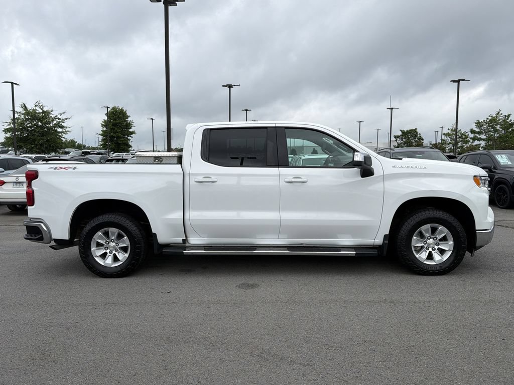 Used 2023 Chevrolet Silverado 1500 LT w/ Protection Package AWD/4WD image 6