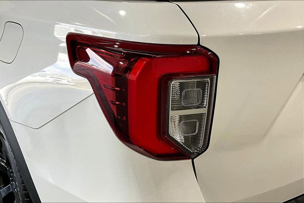 Used 2022 Ford Explorer ST w/ Equipment Group 401A image 26