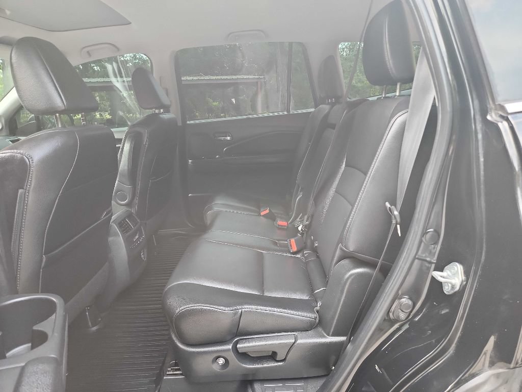 Used 2021 Honda Pilot Special Edition image 32