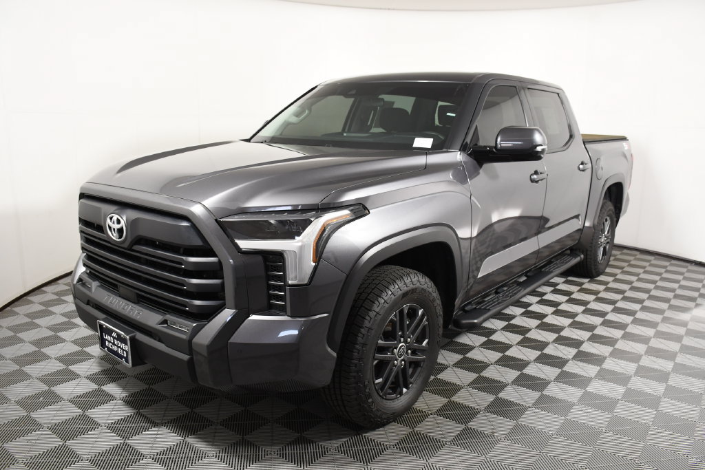 Used 2023 Toyota Tundra SR5 w/ SR5 Convenience Package AWD/4WD image 1