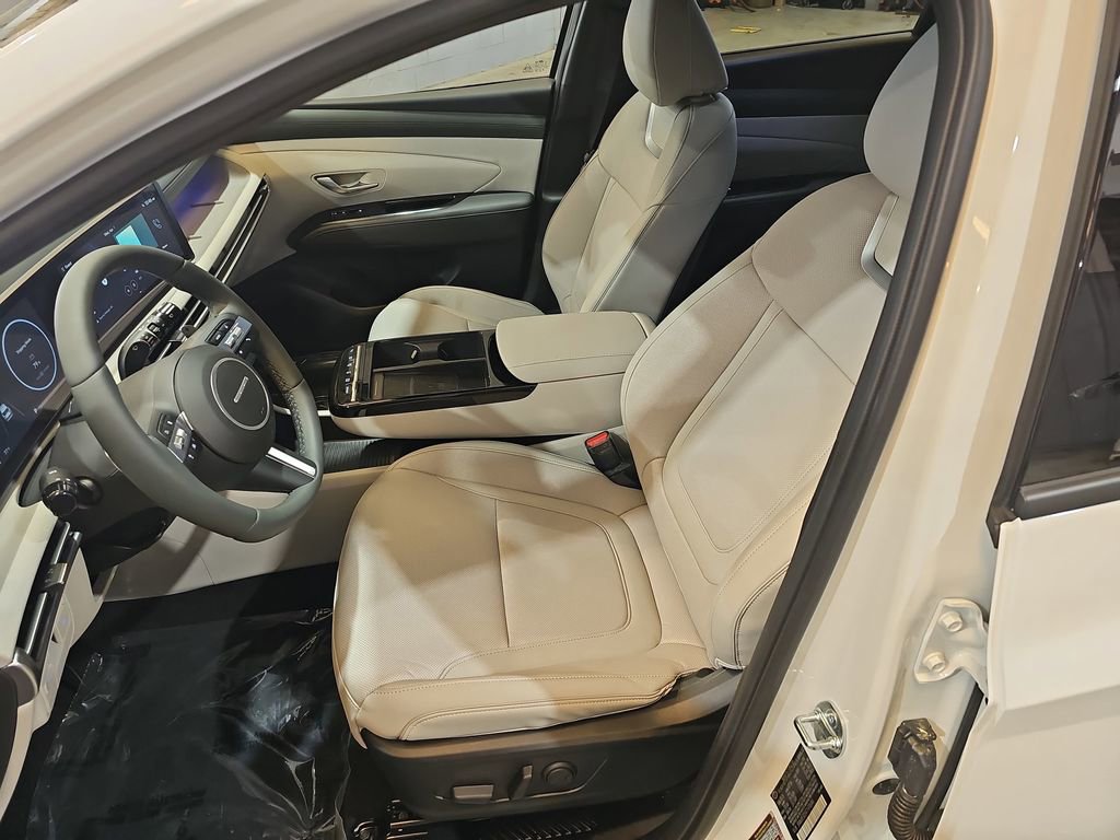 New 2026 Hyundai Tucson Limited image 16