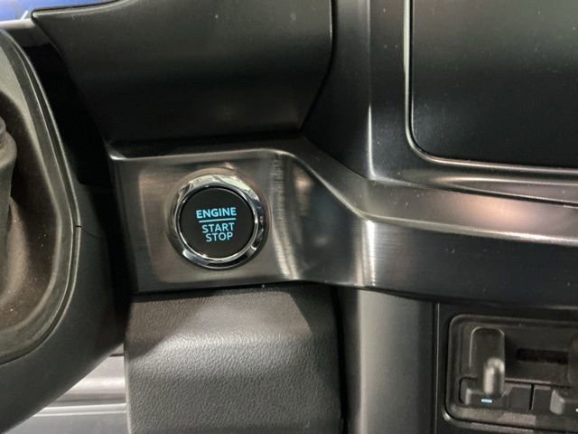 Used 2025 Ford F350 Lariat w/ Black Appearance Package AWD/4WD image 27