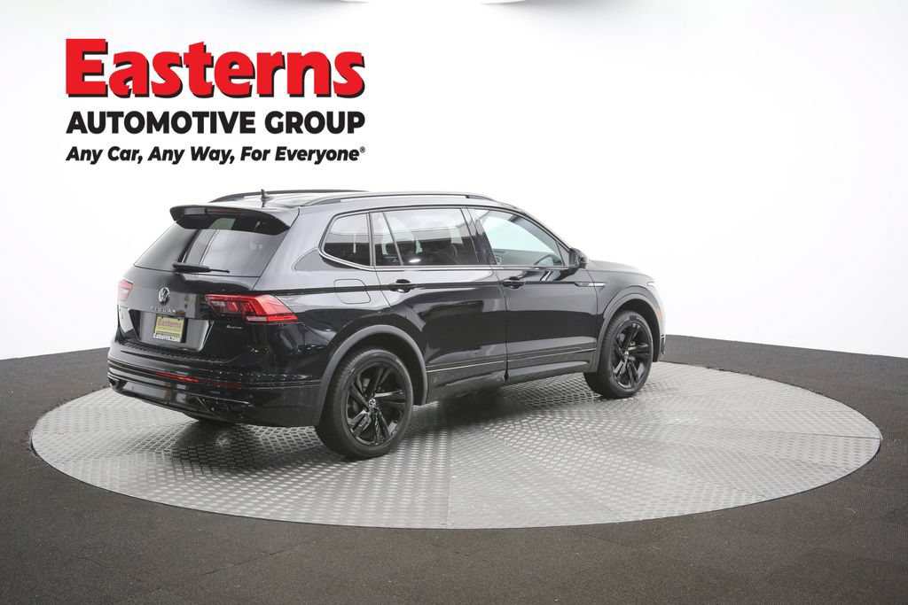Used 2024 Volkswagen Tiguan SE R-Line AWD/4WD image 58
